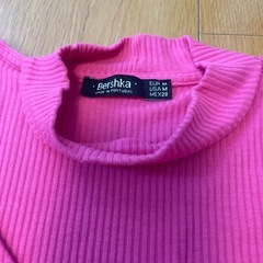 Bershka ピンク 半袖 Tシャツ US Mの画像