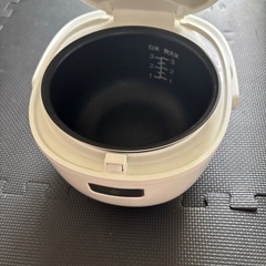 炊飯器①３合　玄米　スロークッカー　おかゆ　タイマー　煮込み対応　美品の画像