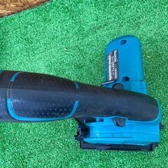 729  85mm充電式マルノコ makita マキタ HS300D 本体のみ 10.8V 中古品の画像