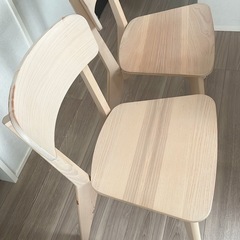 IKEA ダイニングテーブル・チェア(2脚)の画像