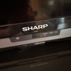 SHARP 60型テレビの画像