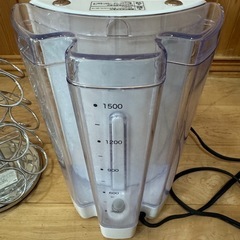 KEURIG キューリグ　本体とKカップツリーのセットの画像