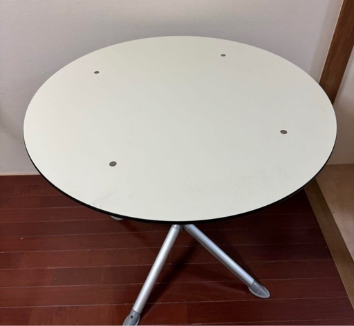 VINTAGE　丸テーブル　ARPER　アルペール゙　ITALIA　カフェ　白