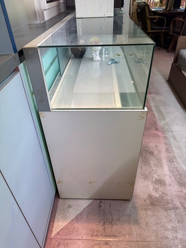 ショーケース　ガラス　木製　カウンターケース　店舗用什器　中古家具　中古店舗用品　