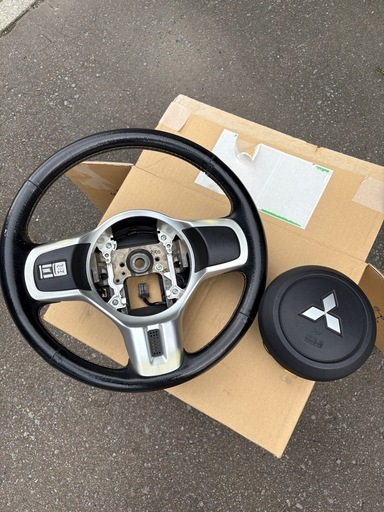【エアバッグ付き】ランサーエボリューションX 純正ステアリング