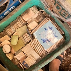 建築資材　タイルの画像