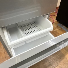 #10 激安冷蔵庫!! AQUA 2ドア 126L 2019年 AQR-13H-(S)の画像