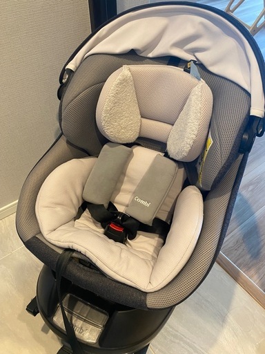 Combi チャイルドシート　クルムーヴ スマートISOFIX