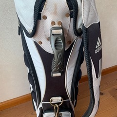 ゴルフキャディバック　adidasの画像