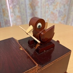 爪楊枝とり　民芸品の画像