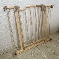 croomyベビーゲート69〜81cmの画像