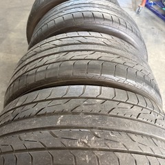 225/50R17 トーヨータイヤ　DRB 中古　17インチ    
４本 3〜４ミリ山の画像
