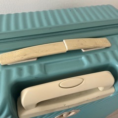 【取引中
】6〜7泊用スーツケース(HaNT)の画像