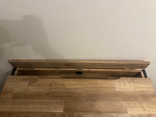 受渡予定者決まりました
ロウヤ　デスク