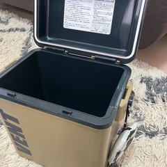 【募集中】サンカ バンセレーノ ワンプッシュで開閉できる クーラーボックス ジャーマンカーキ(マット仕様) 7.6Lの画像