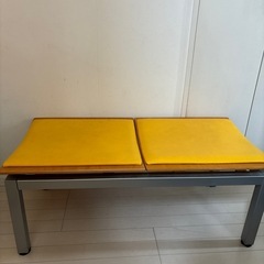 ベンチシート2脚の画像