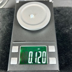 天然石 オパール　ペアシェイプ　0.12ct ルースの画像