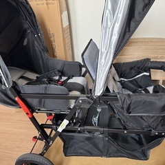 2人乗りベビーカー の画像