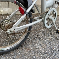 【整備済み・特価】16インチ変速なし折りたたみ自転車しるbシルバーの画像