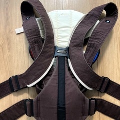 ベビーベョルン　抱っこ紐　新生児児　首座り前　ブラウンの画像