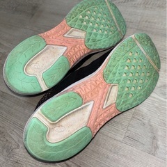 アシックス/21.5cmの画像