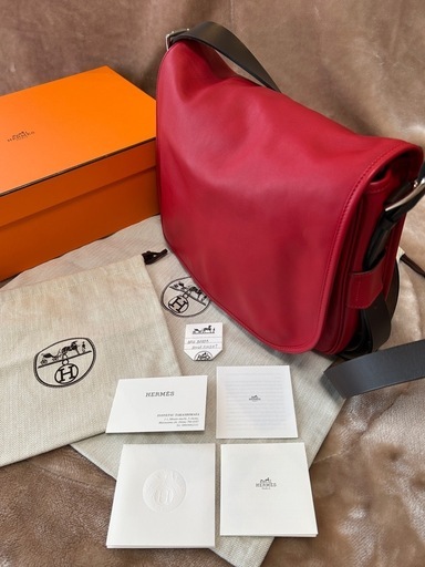 稀品美品エルメスバルダ35□Rメッセンジャーバッグワンショルダーバッグ赤カバン