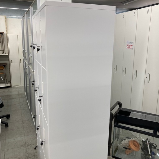 ⭐︎未使用品⭐︎12人用ロッカー　幅90cm  奥行き51.5cm  高さ179.5cm
