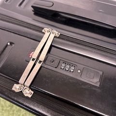 【リユース☆エコちょっぷ】ダイヤルロック可能　キャリーケースの画像