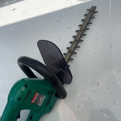 Makita マキタ MUH302 生垣バリカン 300mmの画像