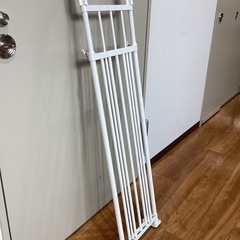 突っ張り棚【町田市再生家具】0922の画像