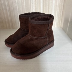 16センチ　光る　ムートンブーツの画像