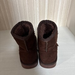 16センチ　光る　ムートンブーツの画像