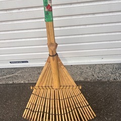 ほうき　くわ　4本セットの画像