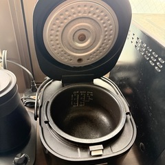 SHARP マイコン炊飯器 3合炊き　KS-CF05B-Bの画像