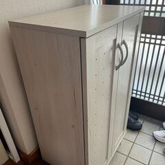 靴箱（シューズボックス）の画像