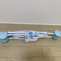 おもちゃのベビーカーの画像
