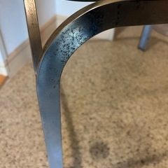 ガラステーブルの画像