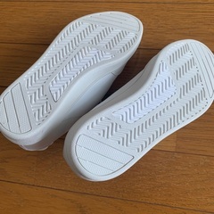 新品未使用　キッズスニーカー　シューズ　キッズの画像