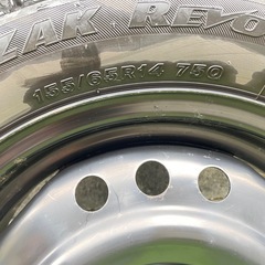 スタッドレスタイヤ4本セット 155/65R14 2012年製の画像