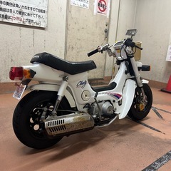 シャリー　角目　ローダウン　ブレンボ　カニキャリパー　太足　3.5jの画像
