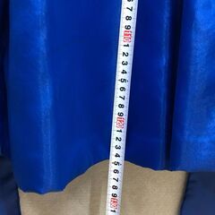  子供ドレス 130cm ブルー 発表会 結婚式 ピアノ演奏会 フォーマル ロング丈 スパンコール 花飾り付き　【糸島市内 送料無料】48302-6の画像