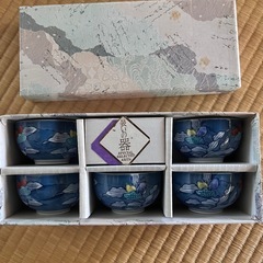 新品未開封！有田焼　装いの器5個セットの画像