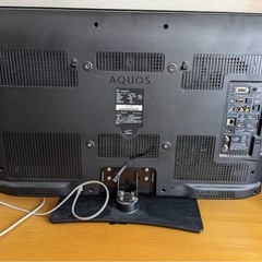 SHARP AQUOS 液晶テレビ 2011年式 32型の画像