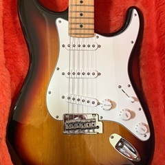 Fenderフェンダー エレキギター プレイヤー ストラトキャスター サンバーストの画像