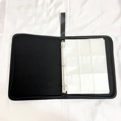 【新品、未使用】カードファイル　リフィル付き　3リング　カード収納　PAKESIの画像