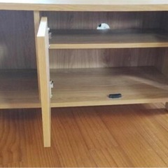 テレビボードの画像