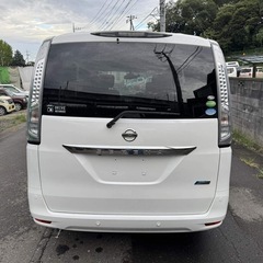 セレナの画像