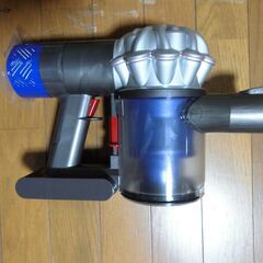 ★ダイソン Dyson V6  ピンク [サイクロン式 /コードレスクリーナー]　バッテリー・フィルター新品★の画像