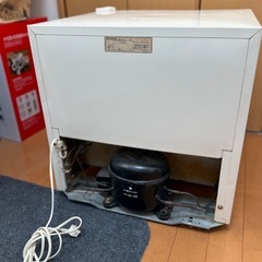 小型冷蔵庫の画像