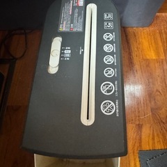 シュレッダー小型 の画像